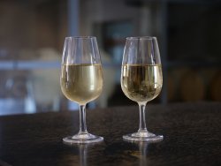 La clarification des vins tranquilles et effervescents avec les systÃ¨mes Jumbo Star 