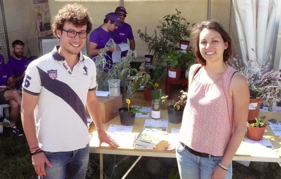 Raphaël Chatain (stagiaire à l'IFV) et Audrey Petit ont dévoilé leur guide sur le salon Tech & Bio.
