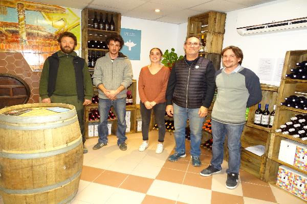  Cinq vignerons créent un caveau commun