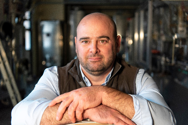 La filière vin 'ne peut pas rester dans le flottement' pour l’arrachage et la distillation