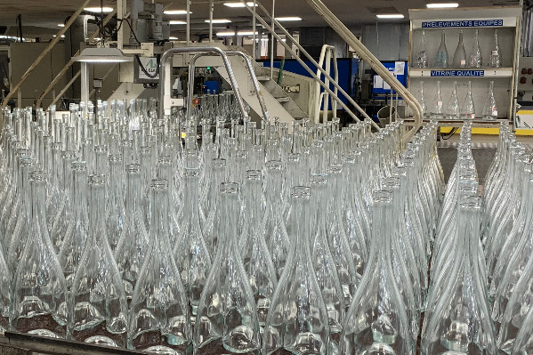 'Doutes' de la FNSEA sur la réalité des indisponibilités en bouteilles de vin