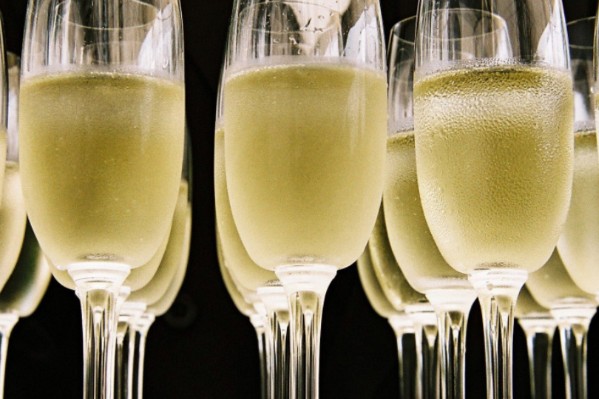 + 1,6 % des ventes de champagne en 2022