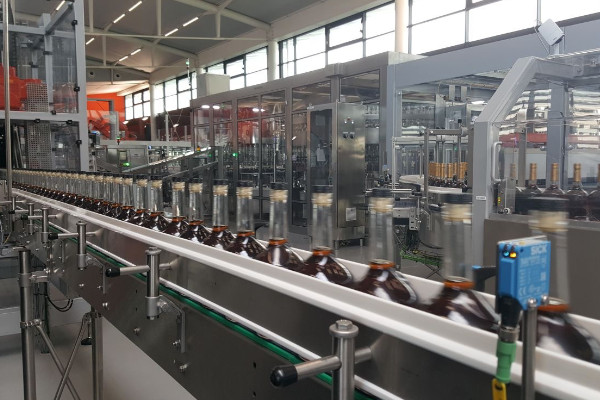 Face aux pénuries de bouteilles en verre, les vins et spiritueux demandent Bercy