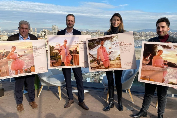 Les vins de Provence frais comme une rose dans leur nouvelle communication