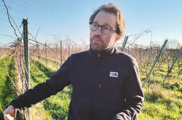 Servaas Blockel, le vigneron qui ne fait VRAIMENT rien comme tout le monde
