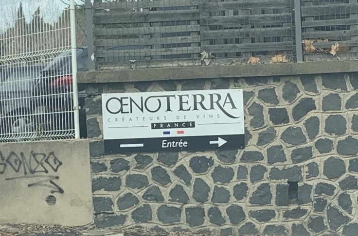 Tags de menaces explosives contre un négoce de vins en Languedoc