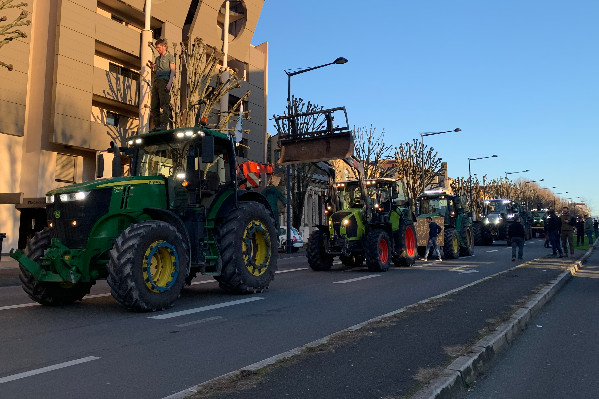 Appel à manifester pour un prix minimum des vins de Bordeaux