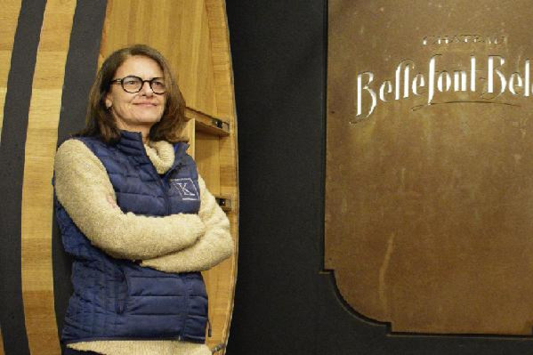 Ils délaissent les barriques pour des foudres et obtiennent des vins plus frais, plus aromatiques