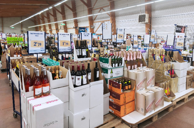 Dans les coulisses des vins bradés chez les déstockeurs : 