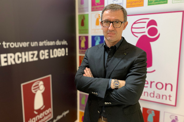 'Les vignerons ont besoin de soutien maintenant, pas quand ils mettront la clé sous la porte !'