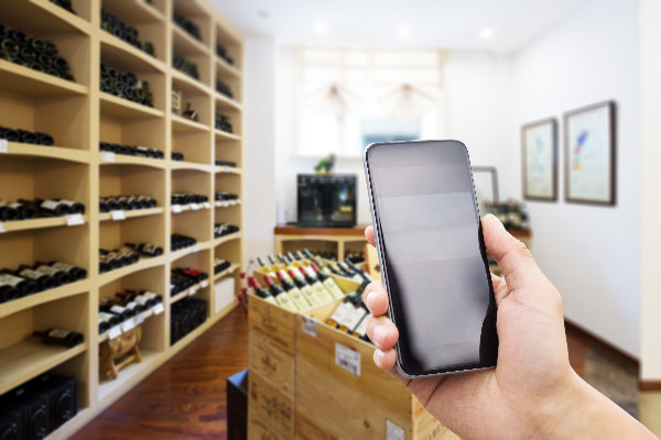 Les vins français bons élèves du développement commercial en ligne