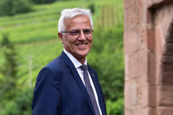 Les troubles de voisinage entre vignes et villages dans le viseur d'une loi pour mieux aménager l'urbanisme et sécuriser les travaux nocturnes