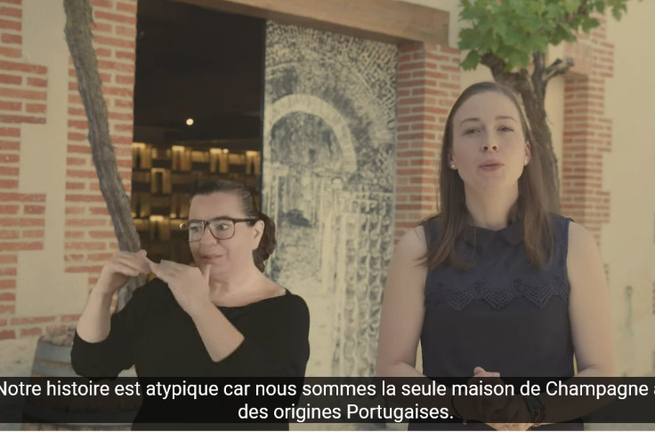 Le champagne De Sousa parle de ses vins en langue des signes