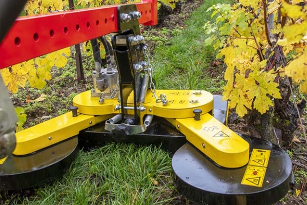 Les tondeuses françaises Callisto de Phenix passent chez Kubota