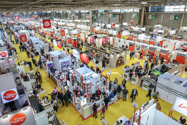 Dépassant 35 000 visiteurs, la salon Wine Paris consolide sa stature internationale   