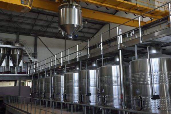 Cette coopérative ouvre ses prestations à d'autres vignerons que ses adhérents