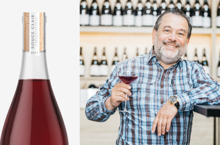 Michel Chapoutier fait tomber la capsule et la température de ce vin rouge