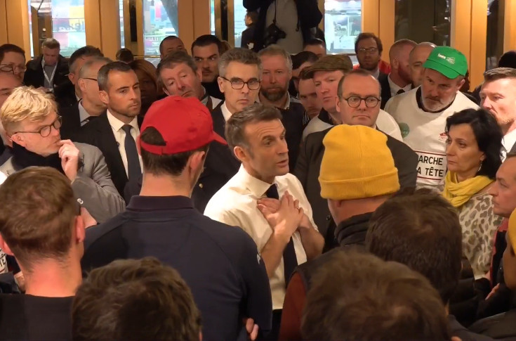 Emmanuel Macron veut simplifier le droit à l’erreur administrative en agriculture
