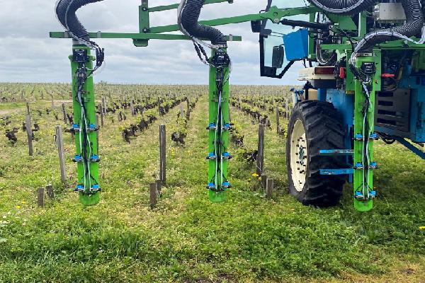 La PWM ou pulvérisation par impulsion améliore la qualité des traitements dans les vignes