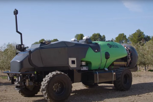 Pulvérisation, travail, entretien et respect du sol : de nouveaux robots trouvent leur usage