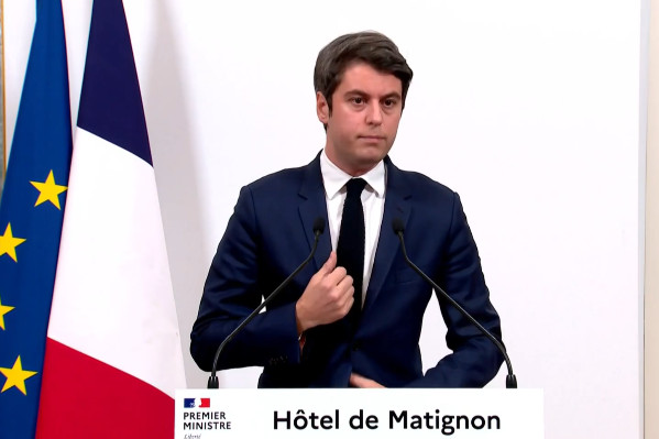 'Pas d’interdiction sans solution, pas de surtransposition' promet Gabriel Attal pour les phytos