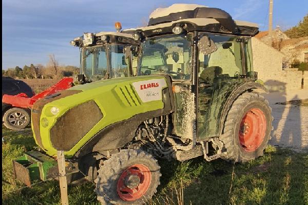 Des viticulteurs reprogramment le moteur de leur tracteur et économisent du GNR