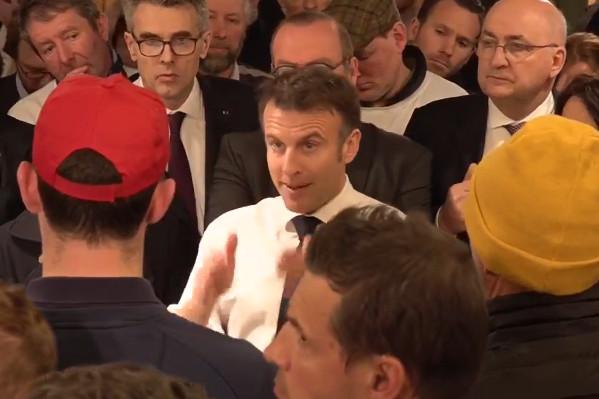 Pour Emmanuel Macron, on ne sauvera pas les vins français en fermant la frontière avec l'Espagne