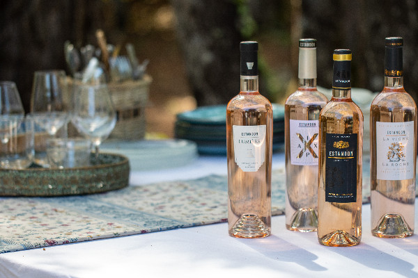 Les vins d’Estandon intègrent la force de vente CJW