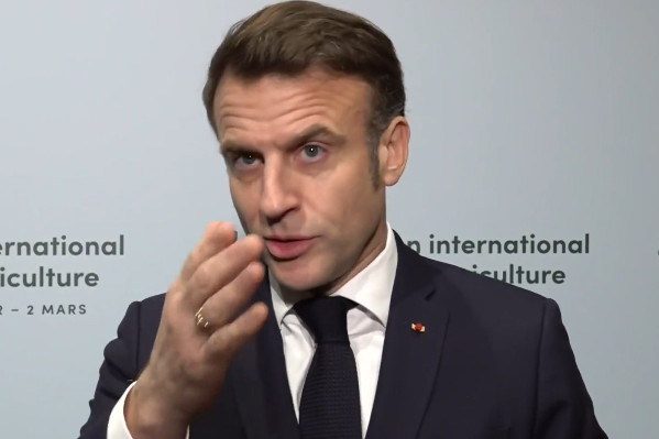 Emmanuel Macron maintient le cap du prix plancher agricole