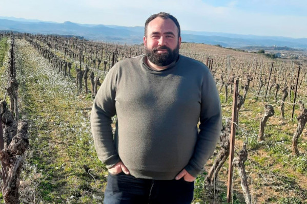 'Une certaine liberté, des tâches variées et un cadre de travail exceptionnel !' ce vigneron de 35 ans adore son métier