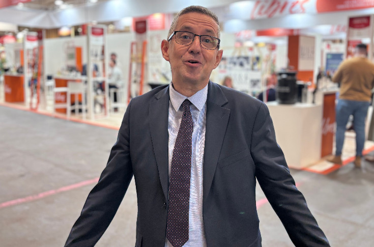 Des millions pour la distillation : Emmanuel Macron fait acte de prés(id)ence à Wine Paris