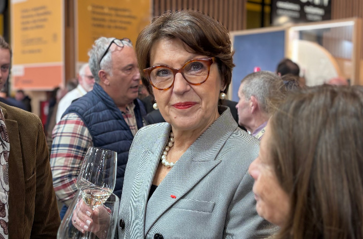 Annie Genevard entre prudence sur la distillation de vin et ouverture sur le cuivre dans les vignes