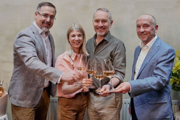 Concha y Toro arrives in Provence, buying Mirabeau and expressing its &ldquo;conviction in the future of wine&rdquo;