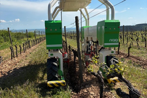 Naïo s'appuie sur Kioti pour une nouvelle plateforme robotique de la vigne : 'avant, on mettait en marché trop vite, ce n’est plus ce que l’on veut faire !'