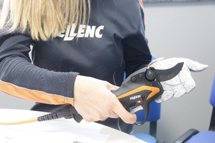  Pellenc lance les sécateurs vigne C35 et C45 pour remplacer le Vinion