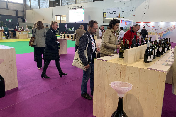 Les consommateurs de vin ne font pas du label environnemental un critère d’achat prioritaire