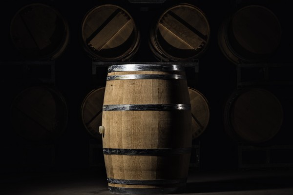 De la location de barriques dans 1 600 châteaux