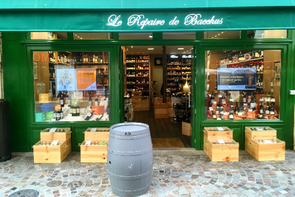 Le Repaire de Bacchus bascule ses ventes de vin en ligne sur Wine and Co.