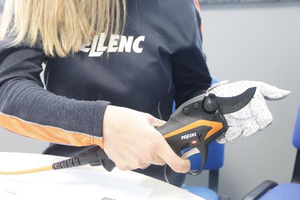  Pellenc lance les sécateurs vigne C35 et C45 pour remplacer le Vinion