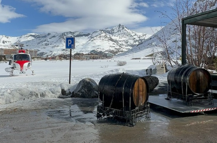 Maturing wines in an Alpine lake