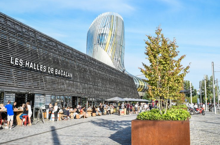 Les vins du Médoc ouvrent leurs portes et leurs verres à Bordeaux