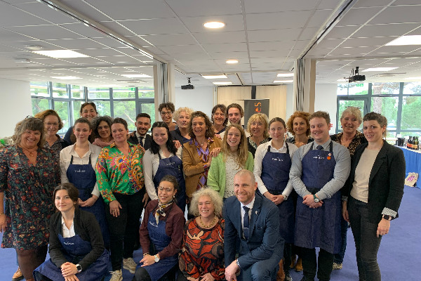 Opération transmission des Vinifilles auprès des élèves sommeliers