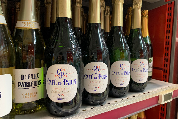 La prise de bulle comme francisation légale des vins d'Espagne, d'Italie...