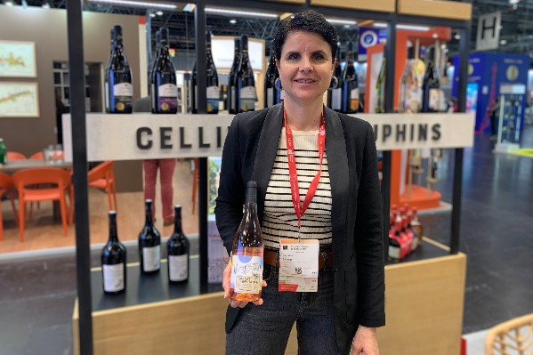 Le Cellier des Dauphins décline une invitation au voyage en vin IGP