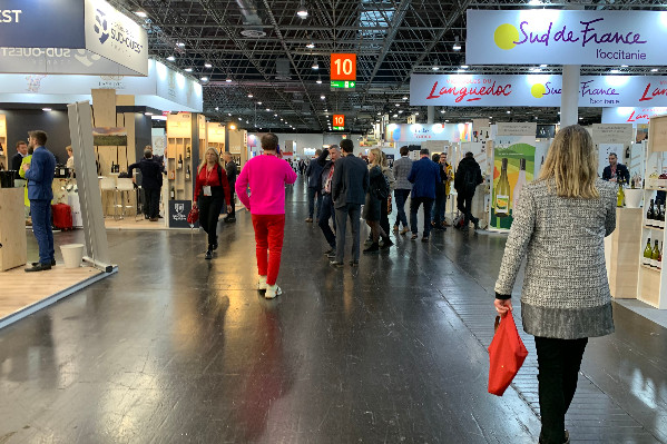 Ni euphorique ni catastrophique, ProWein interroge les vins français