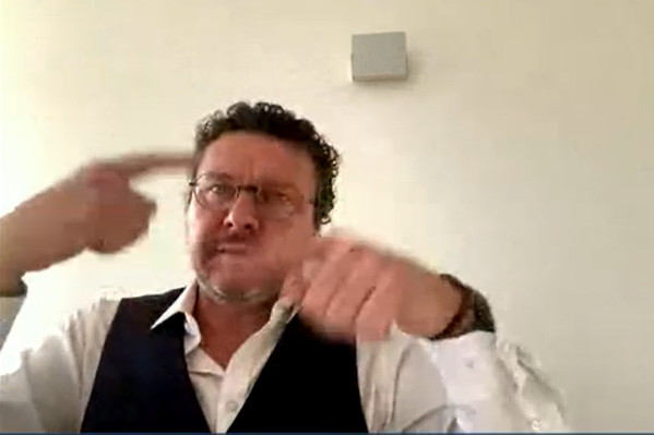 'Si l'on ajoutait à la déconsommation de vin une fiscalité comportementale', il faudrait arracher 200 à 300 000 ha de vignes