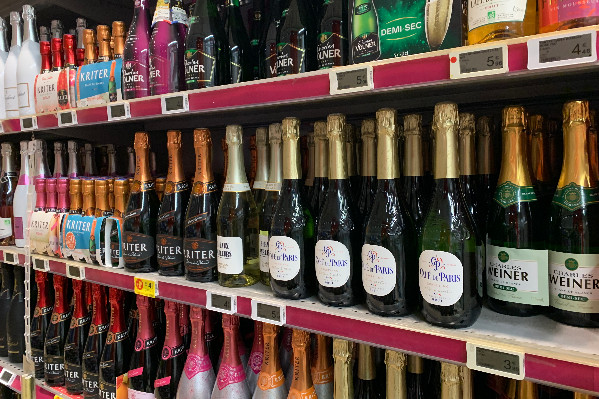 65 députés pour l’interdiction de la francisation de vins espagnols par prise de mousse
