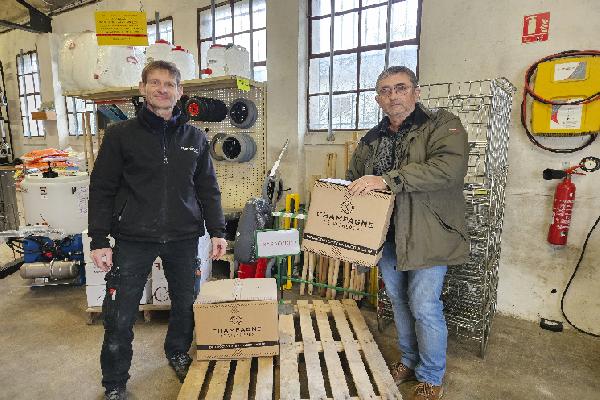 'Je peux déposer mes colis à 200 m de chez moi', des points relais facilitent l'expédition des bouteilles de vins