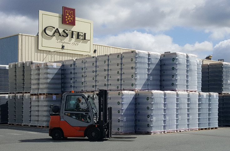 La crise frappe Castel, n°1 des vins français fermant un site d’embouteillage