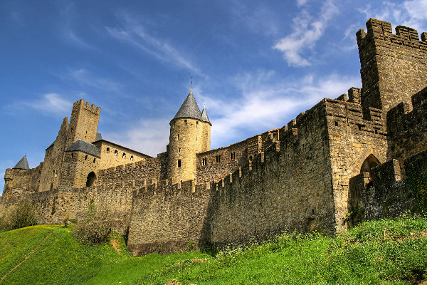 Face-à-face de mobilisations pour le vigneron ayant injurié Sandrine Rousseau